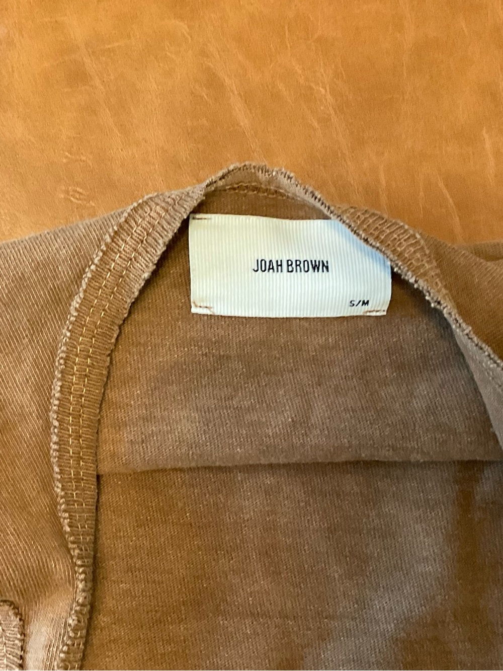 Joah Brown Cropped Tank Top in Warm Brown - Picture 3 of 3
